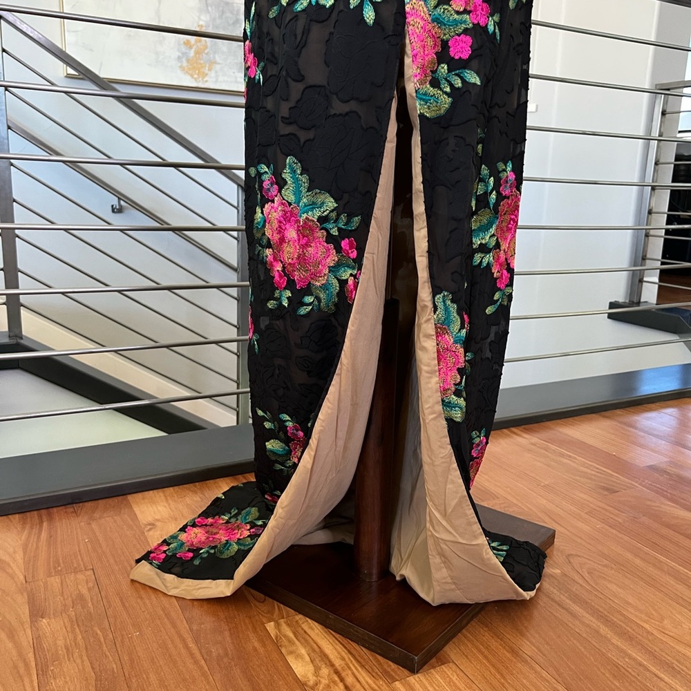 Michael Costello Savannah Gown in Fuchsia Floral - Picture 7 of 12
